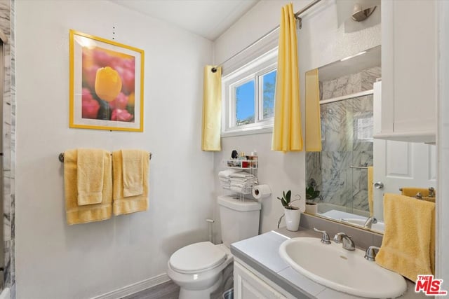 8171 Willow Glen Road, Los Angeles, CA 90046 — photo 24 of 37