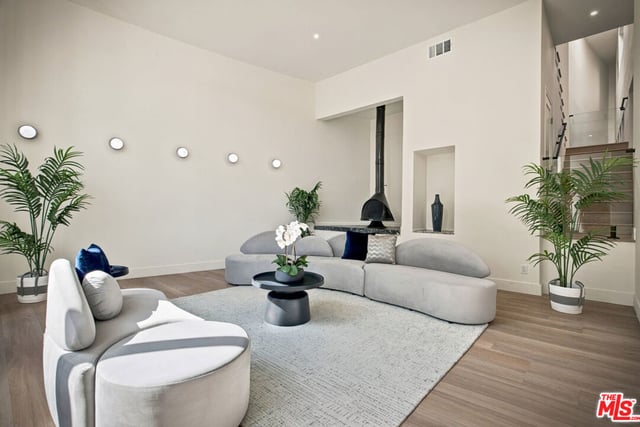 1525 Wabasso Way, Glendale, CA 91208 — photo 5 of 66