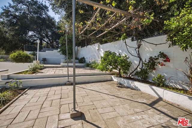 1525 Wabasso Way, Glendale, CA 91208 — photo 55 of 66