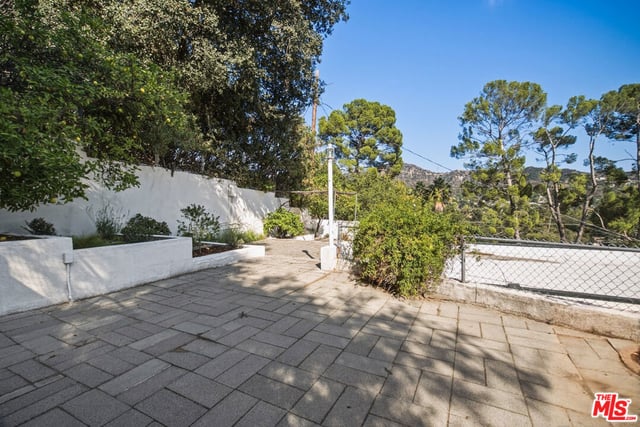 1525 Wabasso Way, Glendale, CA 91208 — photo 57 of 66