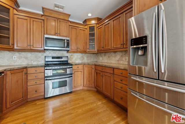 1280 W 8th Street, San Pedro, CA 90731 — photo 5 of 18