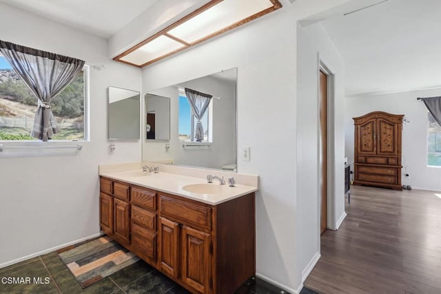 4915 Vejar Drive, Agoura Hills, CA 91301 — photo 35 of 49