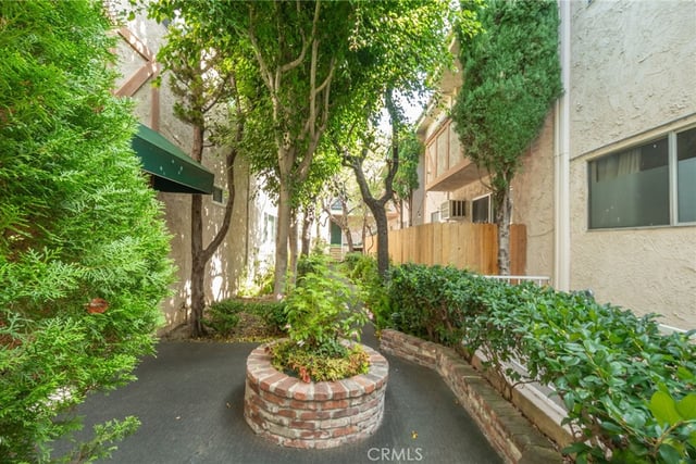 12030 Rochester 107, Los Angeles, CA 90025 — photo 18 of 22
