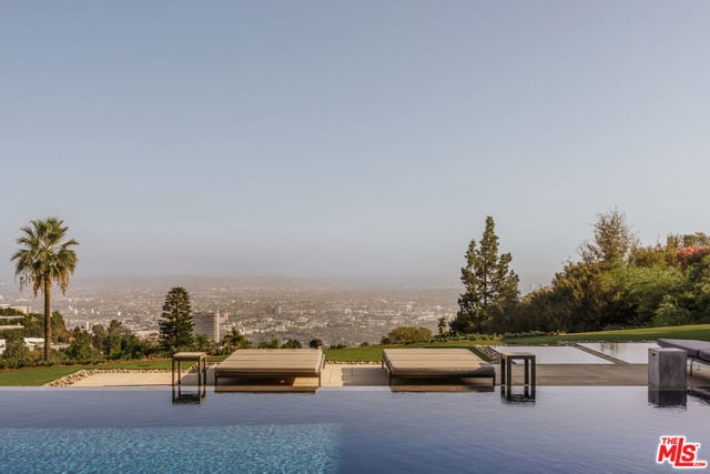 555 Vick Place, Beverly Hills, CA 90210 — photo 13 of 71