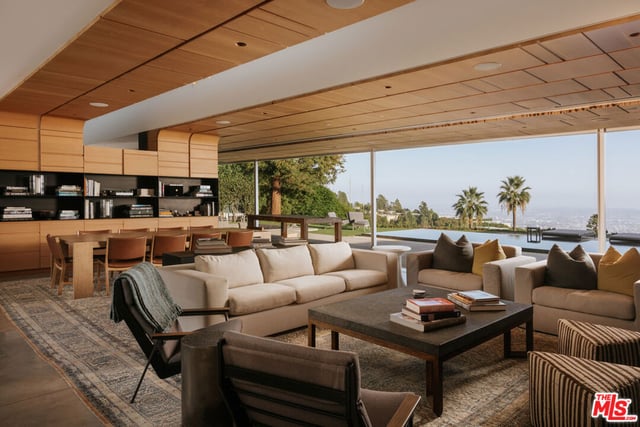 555 Vick Place, Beverly Hills, CA 90210 — photo 25 of 71