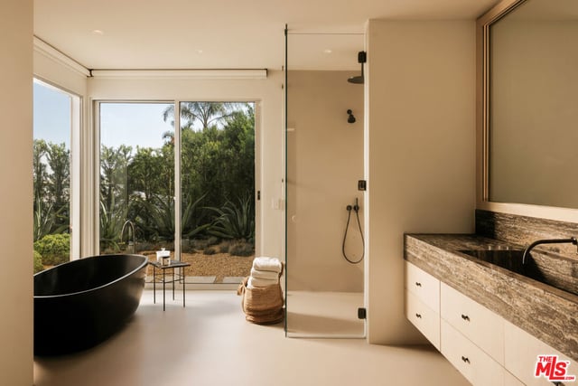555 Vick Place, Beverly Hills, CA 90210 — photo 53 of 71