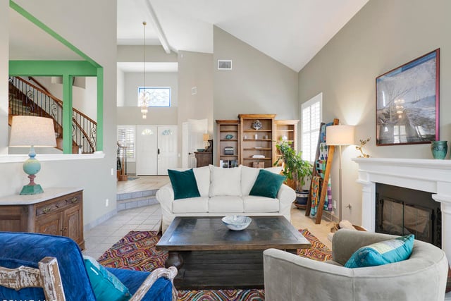 11823 Maple Crest Street, Moorpark, CA 93021 — photo 9 of 53