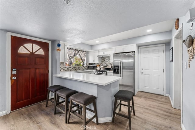 8825 Willis Ave Unit 5, Panorama City, CA 91402 — photo 4 of 20