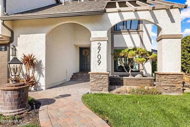 2709 Carlmont Place, Simi Valley, CA 93065 — photo 2 of 36