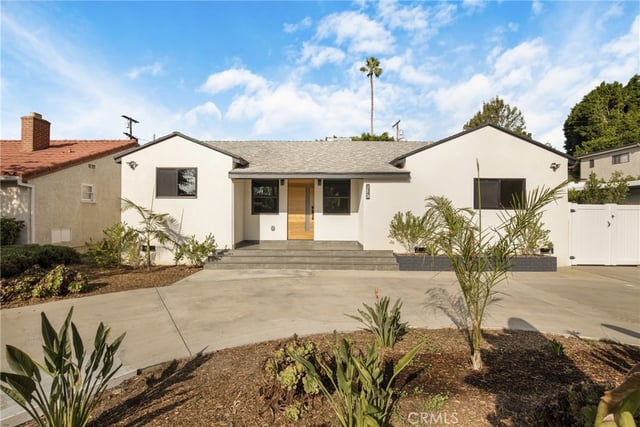 6341 Ranchito, Van Nuys, CA 91401 — photo 2 of 38
