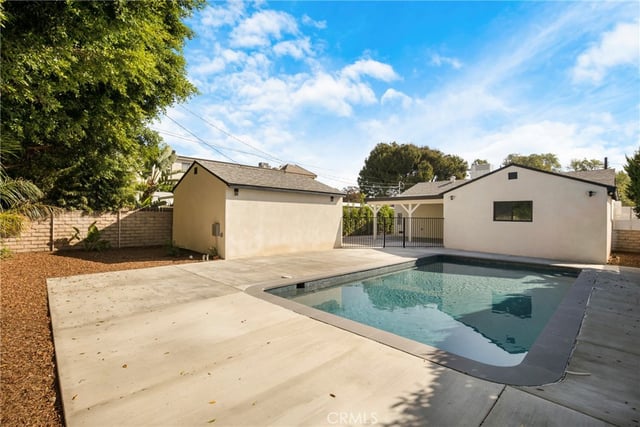 6341 Ranchito, Van Nuys, CA 91401 — photo 26 of 38