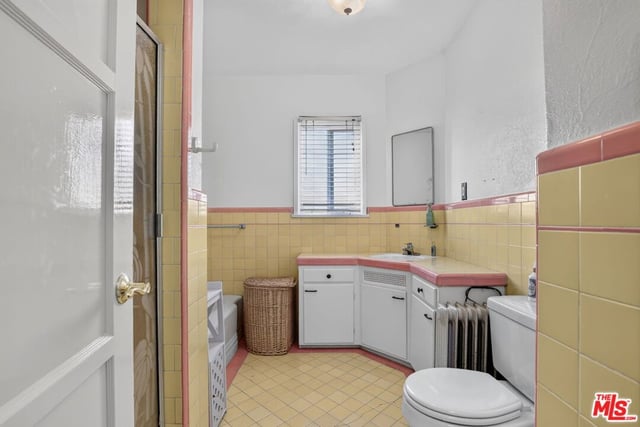 3516 S Cochran Avenue, Los Angeles, CA 90016 — photo 13 of 18