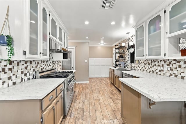 9625 Orion Avenue, North Hills, CA 91343 — photo 16 of 36
