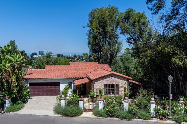 3475 N Knoll Drive, Los Angeles, CA 90068 — photo 2 of 38