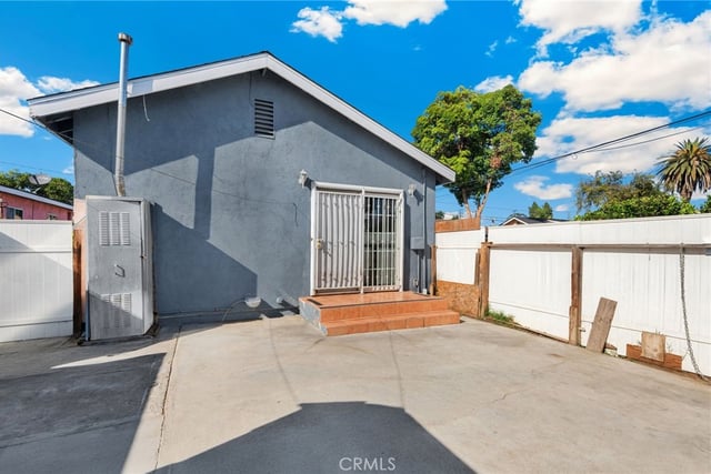 3655 Webster, Long Beach, CA 90810 — photo 24 of 35