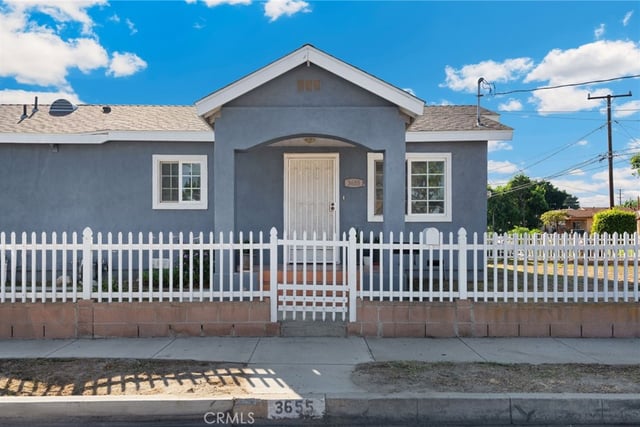 3655 Webster, Long Beach, CA 90810 — photo 5 of 35