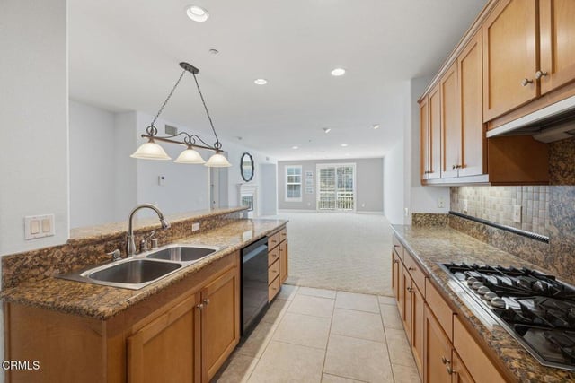 1423 Windshore Way, Oxnard, CA 93035 — photo 10 of 42