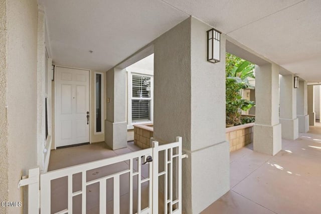 1423 Windshore Way, Oxnard, CA 93035 — photo 3 of 42