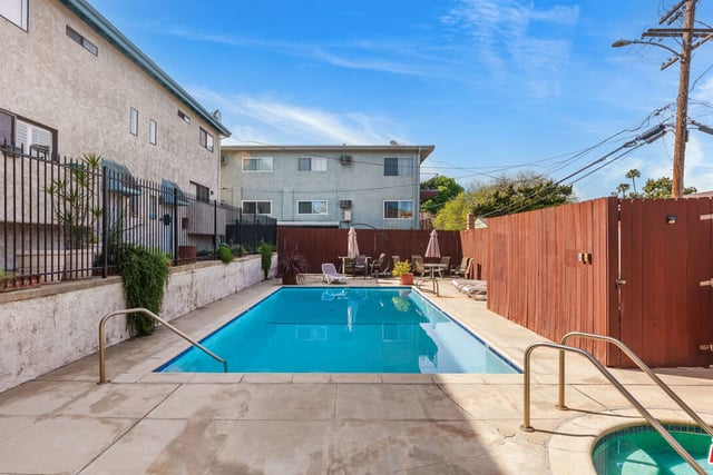 11643 Chandler Boulevard 111, Valley Village, CA 91601 — photo 19 of 20