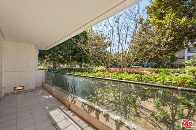 701 Ocean Avenue 110, Santa Monica, CA 90402 — photo 18 of 32