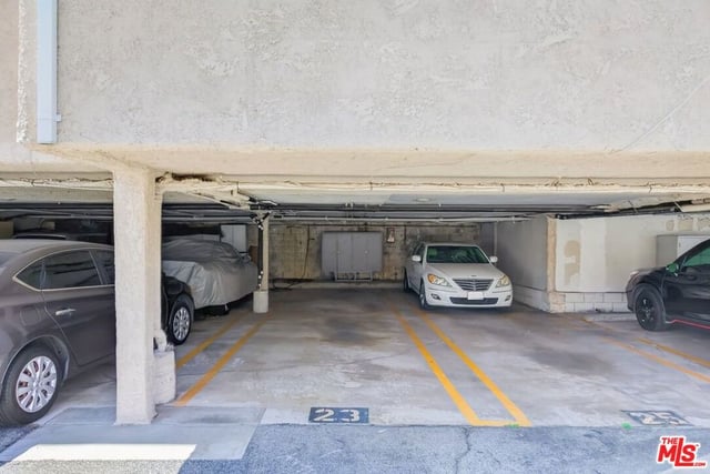10521 National Boulevard 214, Los Angeles, CA 90034 — photo 25 of 28