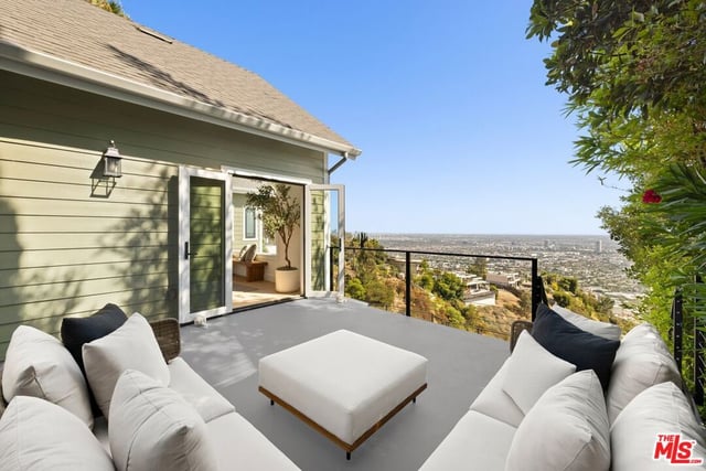 8446 Grand View Drive, Los Angeles, CA 90046 — photo 28 of 51