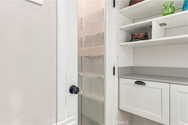 405 N Sunnyslope Avenue, Pasadena, CA 91107 — photo 17 of 68