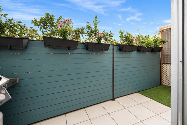 2452 Chelsea Place M, Santa Monica, CA 90404 — photo 15 of 17
