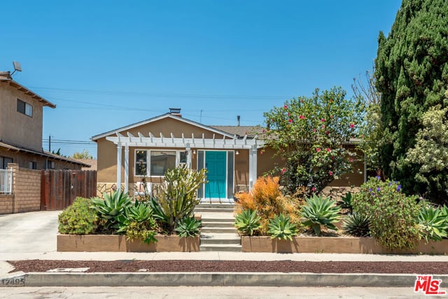 12495 Culver Boulevard, Los Angeles, CA 90066 — photo 3 of 40
