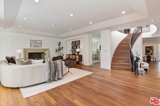 2890 Forrester Drive, Los Angeles, CA 90064 — photo 10 of 60