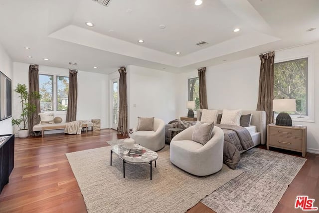 2890 Forrester Drive, Los Angeles, CA 90064 — photo 31 of 60