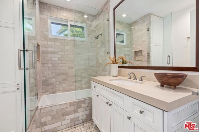 2890 Forrester Drive, Los Angeles, CA 90064 — photo 48 of 60