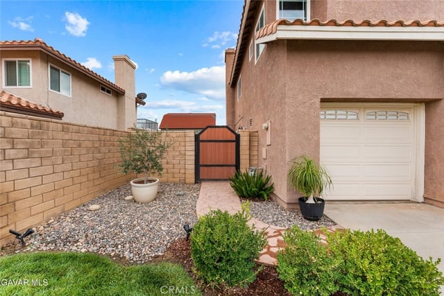 360 Pagosa Court, Palmdale, CA 93551 — photo 3 of 31