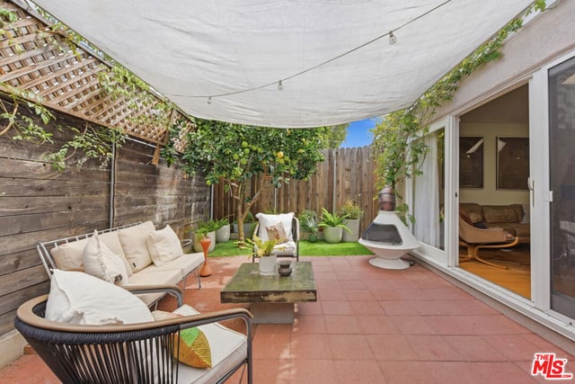 5629 Whitnall Highway, Los Angeles, CA 91601 — photo 12 of 32
