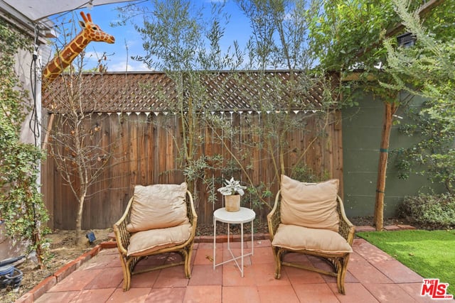5629 Whitnall Highway, Los Angeles, CA 91601 — photo 28 of 32