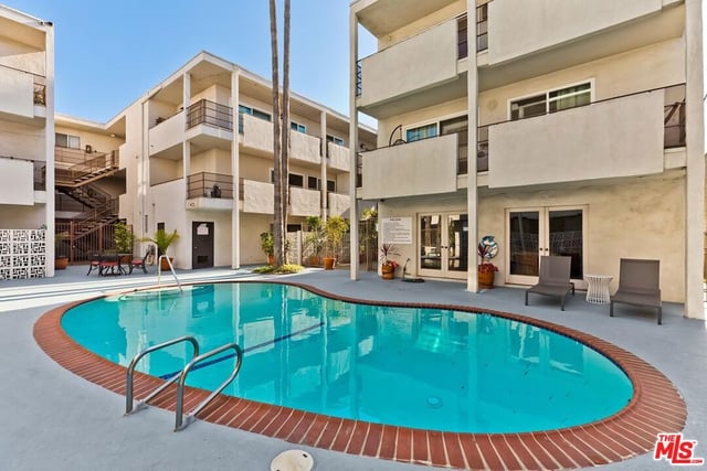 4445 Cartwright Avenue 310, Toluca Lake, CA 91602 — photo 22 of 25