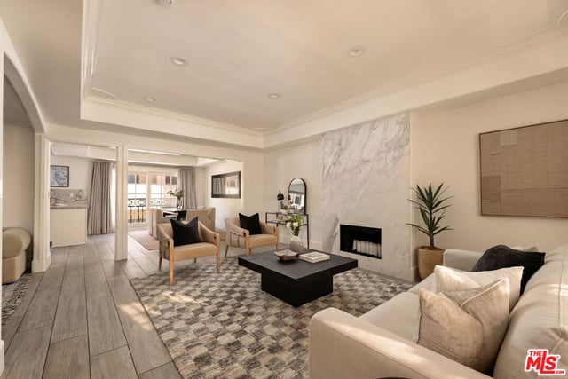11723 Mayfield Avenue 3, Los Angeles, CA 90049 — photo 4 of 39