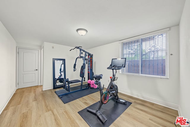 681 S Norton Avenue 103, Los Angeles, CA 90005 — photo 27 of 38