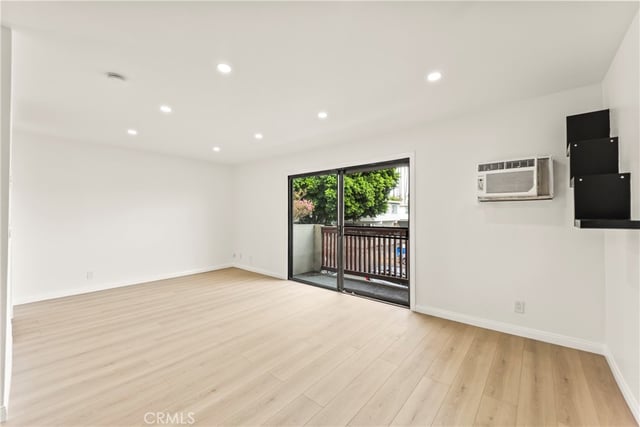 20234 Cantara Street 224, Winnetka, CA 91306 — photo 4 of 21