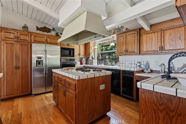18070 Boris Drive, Encino, CA 91316 — photo 10 of 43