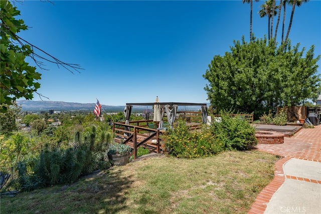 18070 Boris Drive, Encino, CA 91316 — photo 25 of 43