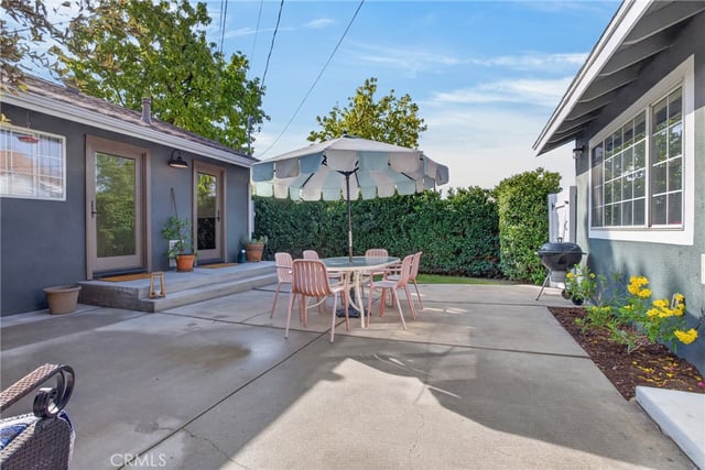 11031 Genesta Avenue, Granada Hills, CA 91344 — photo 32 of 47
