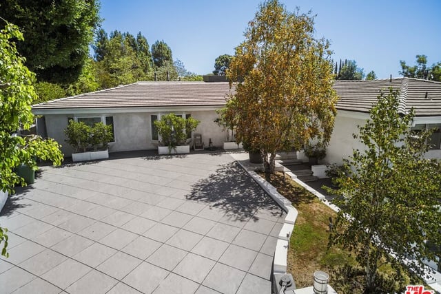 9626 Highridge Drive, Beverly Hills, CA 90210 — photo 2 of 35
