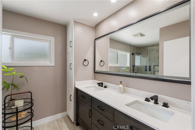 1611 N Greenbrier, Long Beach, CA 90815 — photo 12 of 20
