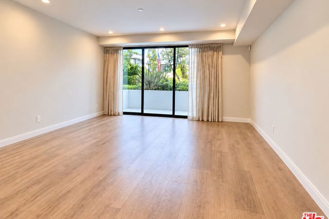 1017 N Croft Avenue 105, Los Angeles, CA 90069 — photo 6 of 13