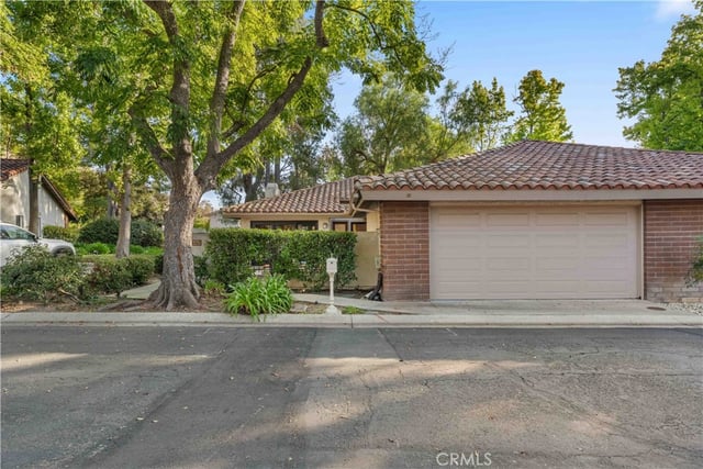 4042 Stoneriver Court, Westlake Village, CA 91362 — photo 2 of 27