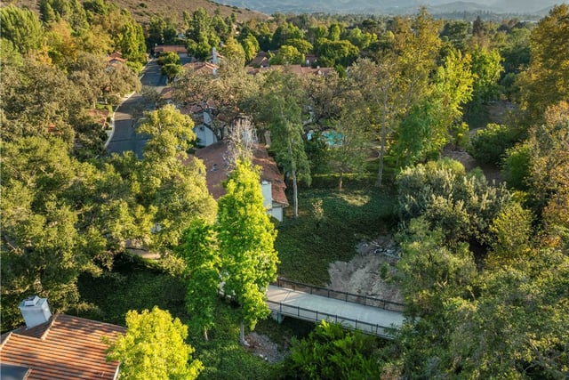 4042 Stoneriver Court, Westlake Village, CA 91362 — photo 25 of 27