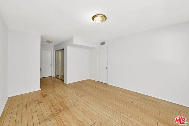 1734 N Fuller Avenue 201, Los Angeles, CA 90046 — photo 27 of 38