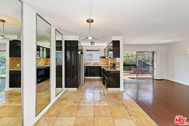 1734 N Fuller Avenue 201, Los Angeles, CA 90046 — photo 9 of 38