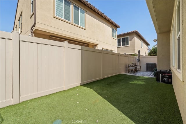 250 W Ridgewood, Long Beach, CA 90805 — photo 15 of 43